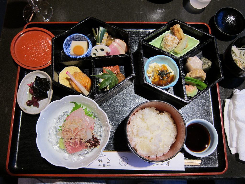 ©Nullumayulife Japanese cuisine Shokado bento