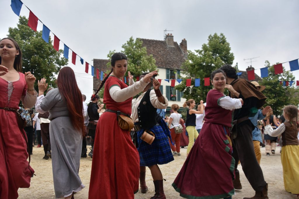 Bal médiéval © C-Garrabet