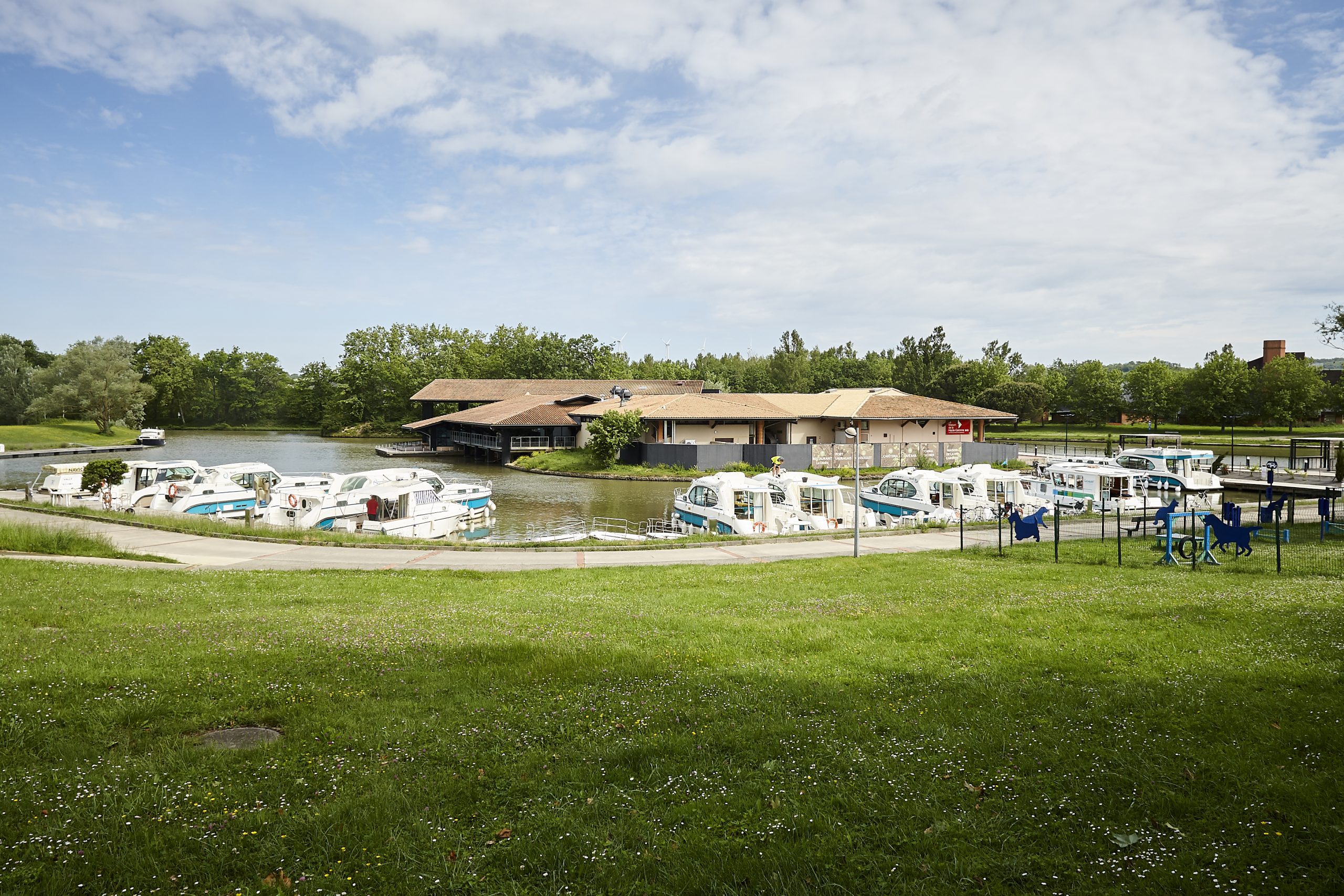 VINCI AUTOROUTES; Aire Service; Port Lauraguais Sud